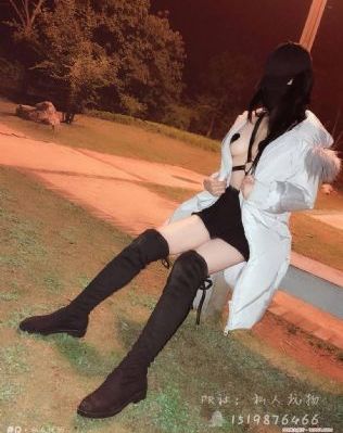 快乐老友记2免费观看完整版高清_JVID性感写真